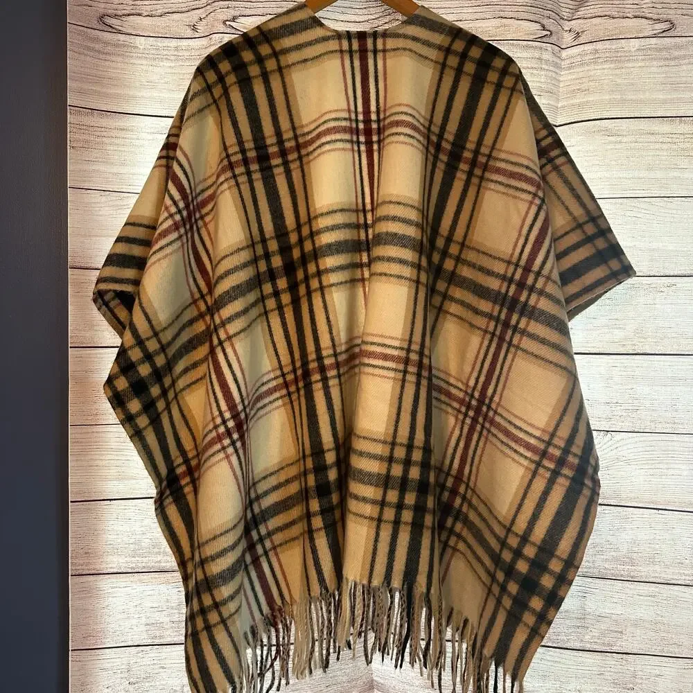 Woolrich Plaid Poncho Blanket Shawl open‎ front striped fringe trim one size